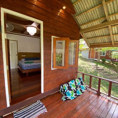 Koh Mook Happy Bungalow Екстериор снимка